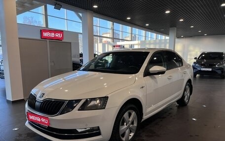 Skoda Octavia, 2018 год, 1 690 000 рублей, 7 фотография