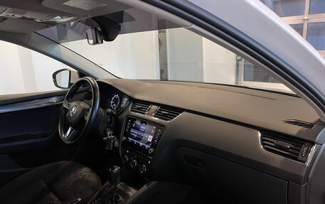 Skoda Octavia, 2018 год, 1 690 000 рублей, 12 фотография