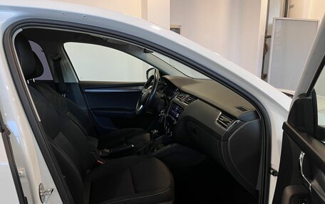 Skoda Octavia, 2018 год, 1 690 000 рублей, 26 фотография