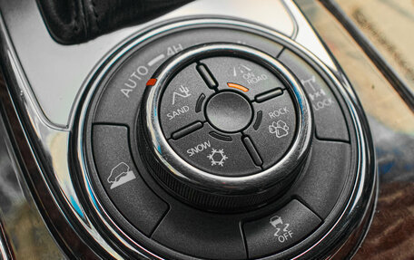 Nissan Patrol, 2012 год, 2 300 000 рублей, 22 фотография