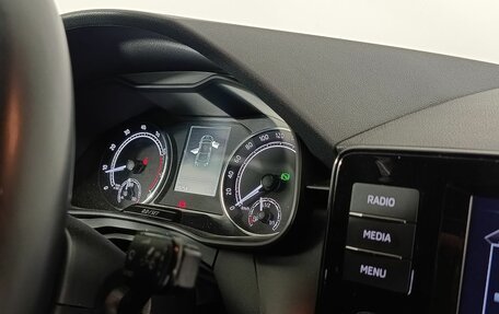 Skoda Rapid II, 2021 год, 1 600 000 рублей, 9 фотография