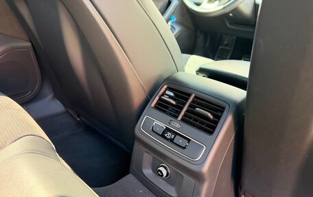 Audi A4, 2018 год, 2 500 000 рублей, 9 фотография