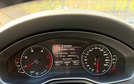 Audi A4, 2018 год, 2 500 000 рублей, 13 фотография