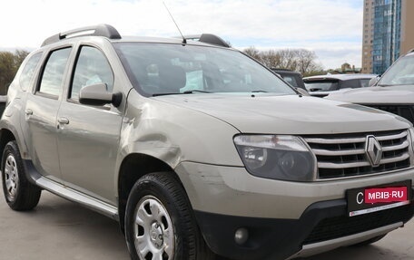 Renault Duster I рестайлинг, 2014 год, 829 000 рублей, 1 фотография
