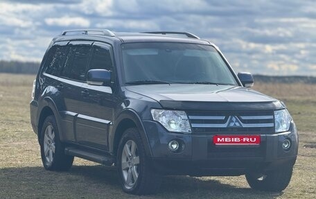 Mitsubishi Pajero IV, 2007 год, 1 300 000 рублей, 1 фотография