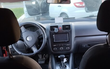 Volkswagen Golf V, 2006 год, 399 999 рублей, 9 фотография
