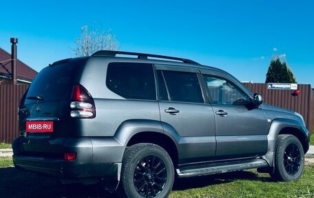 Toyota Land Cruiser Prado 120 рестайлинг, 2008 год, 1 975 000 рублей, 5 фотография
