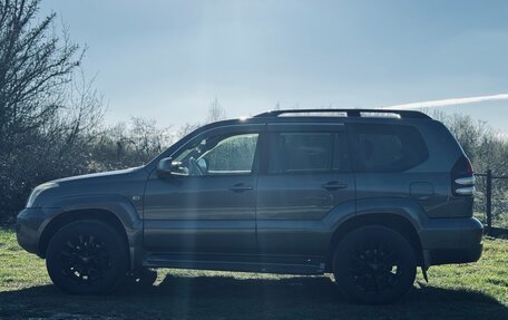 Toyota Land Cruiser Prado 120 рестайлинг, 2008 год, 1 975 000 рублей, 10 фотография