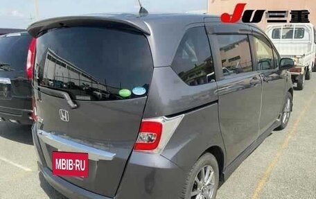 Honda Freed I, 2014 год, 750 000 рублей, 4 фотография