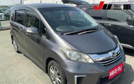 Honda Freed I, 2014 год, 750 000 рублей, 2 фотография