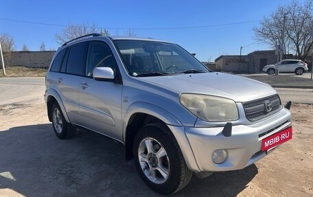 Toyota RAV4, 2004 год, 600 000 рублей, 5 фотография