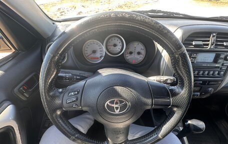 Toyota RAV4, 2004 год, 600 000 рублей, 14 фотография