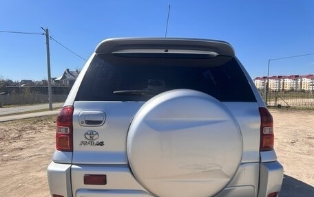 Toyota RAV4, 2004 год, 600 000 рублей, 10 фотография