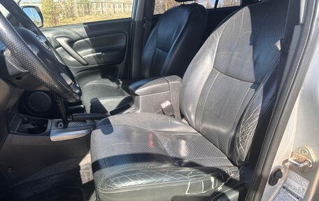 Toyota RAV4, 2004 год, 600 000 рублей, 21 фотография