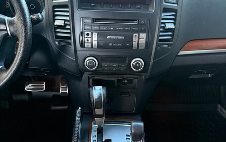 Mitsubishi Pajero IV, 2007 год, 1 300 000 рублей, 10 фотография