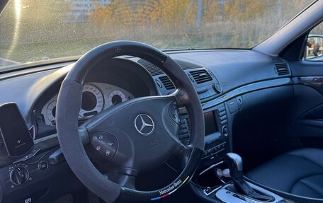 Mercedes-Benz E-Класс, 2003 год, 1 550 000 рублей, 4 фотография