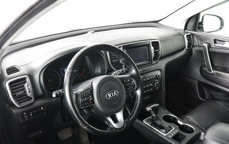 KIA Sportage IV рестайлинг, 2018 год, 1 899 000 рублей, 9 фотография