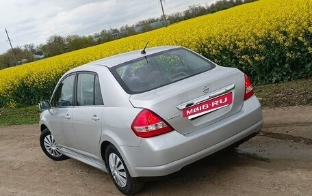 Nissan Tiida, 2011 год, 700 000 рублей, 4 фотография