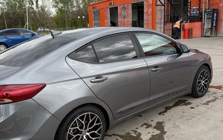 Hyundai Elantra VI рестайлинг, 2018 год, 1 500 000 рублей, 3 фотография