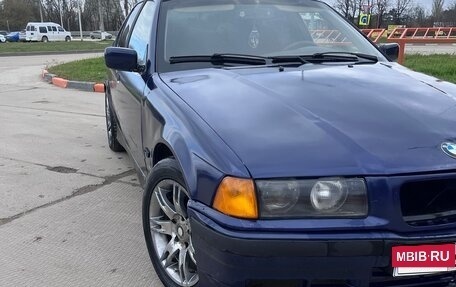 BMW 3 серия, 1993 год, 300 000 рублей, 2 фотография