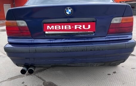 BMW 3 серия, 1993 год, 300 000 рублей, 6 фотография