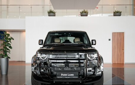 Land Rover Defender II, 2026 год, 18 390 000 рублей, 3 фотография