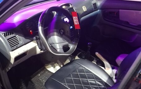 KIA Cerato I, 2005 год, 300 000 рублей, 7 фотография