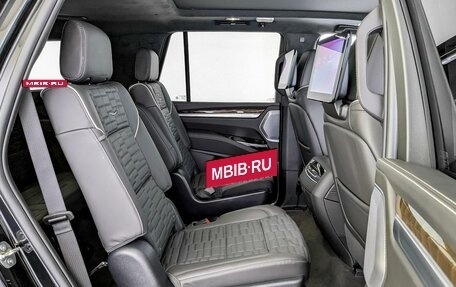 Cadillac Escalade V, 2025 год, 24 700 000 рублей, 12 фотография
