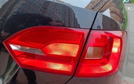 Volkswagen Jetta VI, 2011 год, 910 000 рублей, 16 фотография