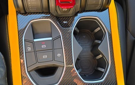 Lamborghini Urus I, 2025 год, 36 500 000 рублей, 22 фотография