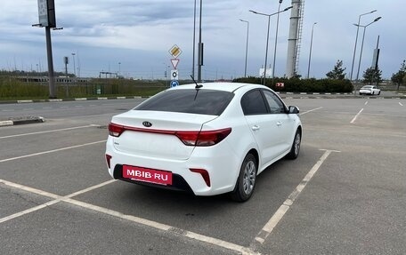 KIA Rio IV, 2018 год, 1 450 000 рублей, 4 фотография