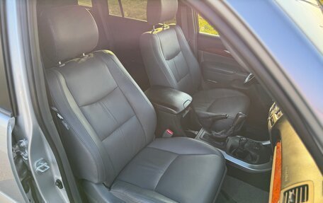 Toyota Land Cruiser Prado 120 рестайлинг, 2006 год, 2 370 000 рублей, 12 фотография