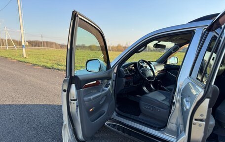 Toyota Land Cruiser Prado 120 рестайлинг, 2006 год, 2 370 000 рублей, 10 фотография
