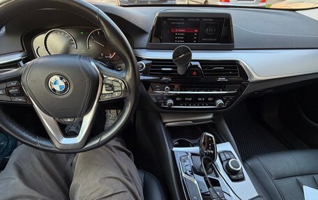 BMW 5 серия, 2018 год, 3 150 000 рублей, 23 фотография