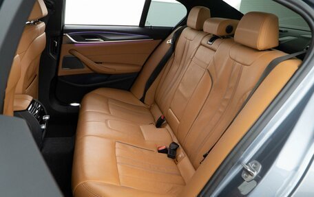 BMW 5 серия, 2022 год, 6 857 077 рублей, 10 фотография