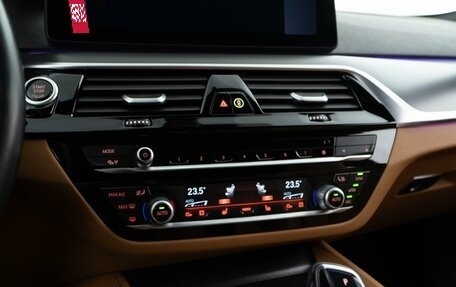 BMW 5 серия, 2022 год, 6 857 077 рублей, 18 фотография