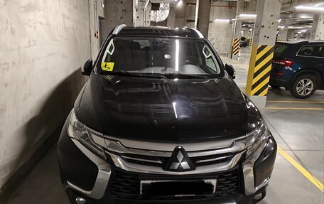 Mitsubishi Pajero Sport III рестайлинг, 2017 год, 2 250 000 рублей, 2 фотография