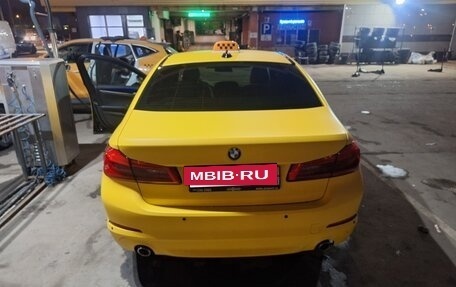 BMW 5 серия, 2019 год, 2 200 000 рублей, 3 фотография