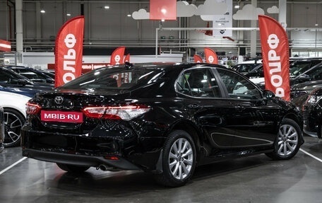Toyota Camry, 2021 год, 3 050 000 рублей, 14 фотография