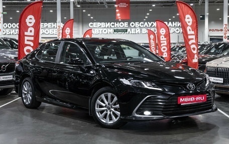 Toyota Camry, 2021 год, 3 050 000 рублей, 13 фотография