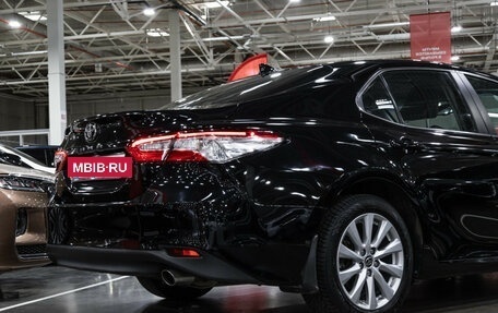 Toyota Camry, 2021 год, 3 050 000 рублей, 15 фотография