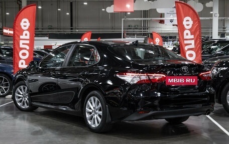 Toyota Camry, 2021 год, 3 050 000 рублей, 18 фотография