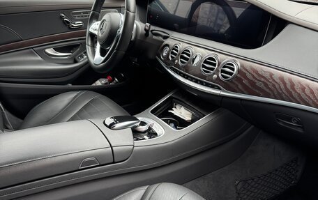 Mercedes-Benz S-Класс, 2019 год, 5 850 000 рублей, 6 фотография