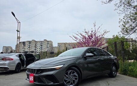 Hyundai Elantra, 2024 год, 2 290 000 рублей, 3 фотография