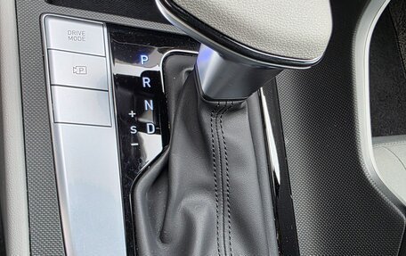 Hyundai Elantra, 2024 год, 2 290 000 рублей, 23 фотография