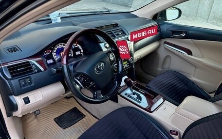 Toyota Camry, 2012 год, 1 700 000 рублей, 7 фотография