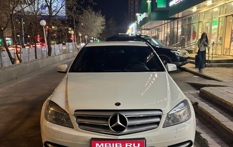 Mercedes-Benz C-Класс, 2010 год, 1 200 000 рублей, 1 фотография