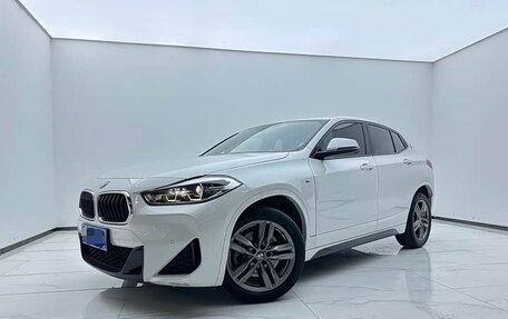 BMW X2, 2021 год, 1 880 000 рублей, 1 фотография