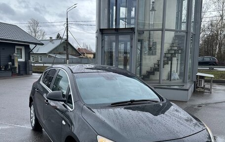 Opel Astra J, 2011 год, 640 000 рублей, 4 фотография