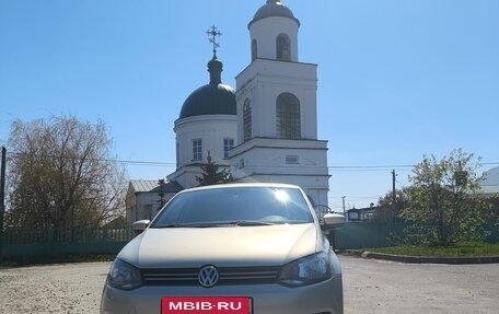 Volkswagen Polo VI (EU Market), 2011 год, 550 000 рублей, 2 фотография